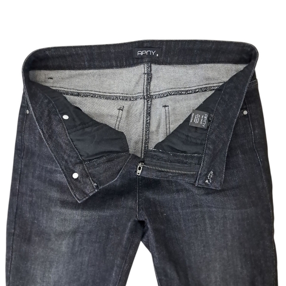 APNY Liberty Asymmetric Raw Hem Black Jeans Women’s 8 Cropped Slim - Picture 10 of 16